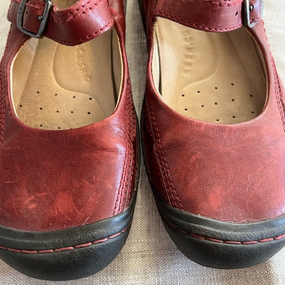 Keen Maryjane Shoes - Size 9.5 - Picture 2 of 8